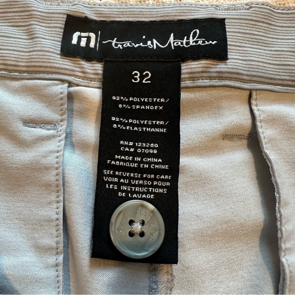 Travis Mathew Men’s size 32 Beck Hybrid Stretch Shorts Blue grey Striped - Picture 3 of 7